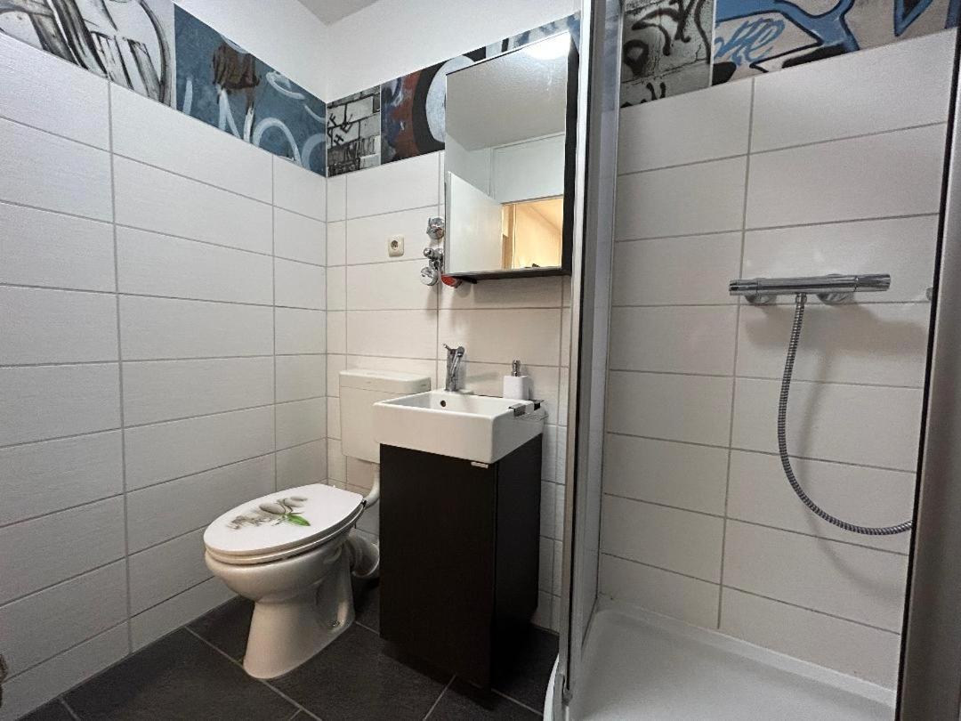 Gemuetliches Helles Apartment Mit Balkon Und Parkplatz Vor Der Tuer Im Zentrum Von Bayreuth Exterior foto